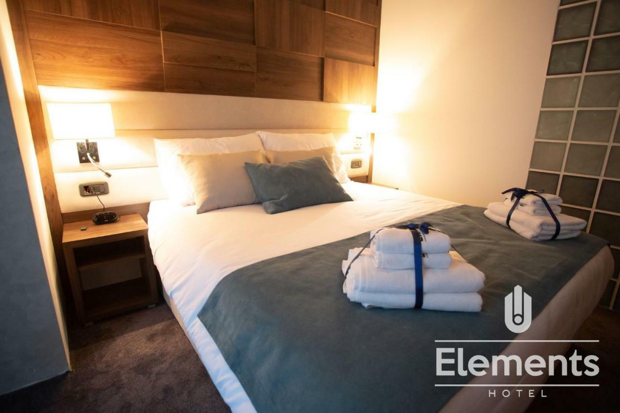 Hotel Elements Нови пазар Екстериор снимка