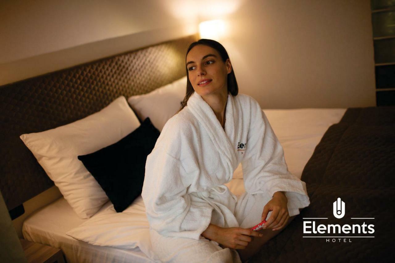 Hotel Elements Нови пазар Екстериор снимка
