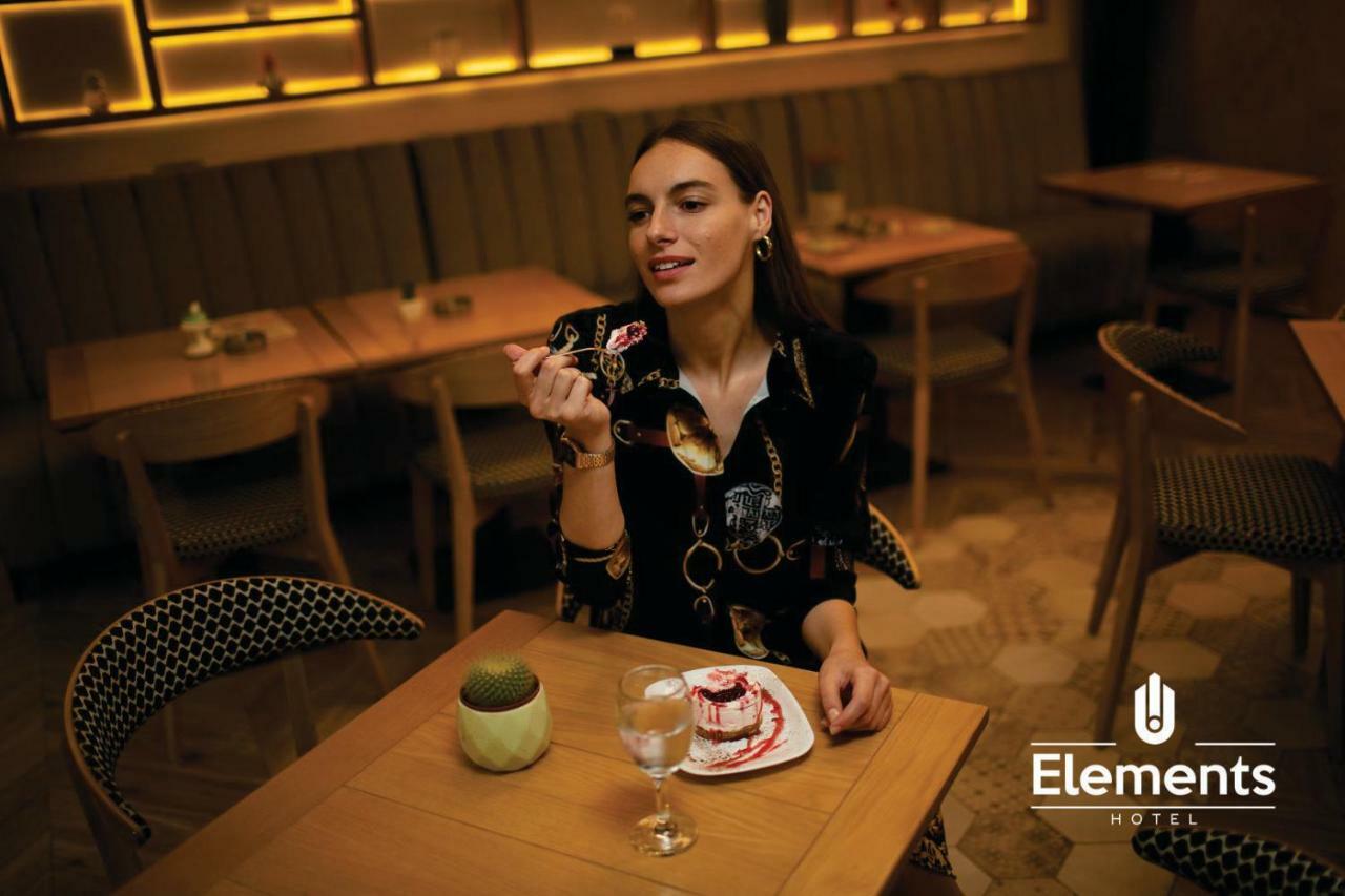 Hotel Elements Нови пазар Екстериор снимка